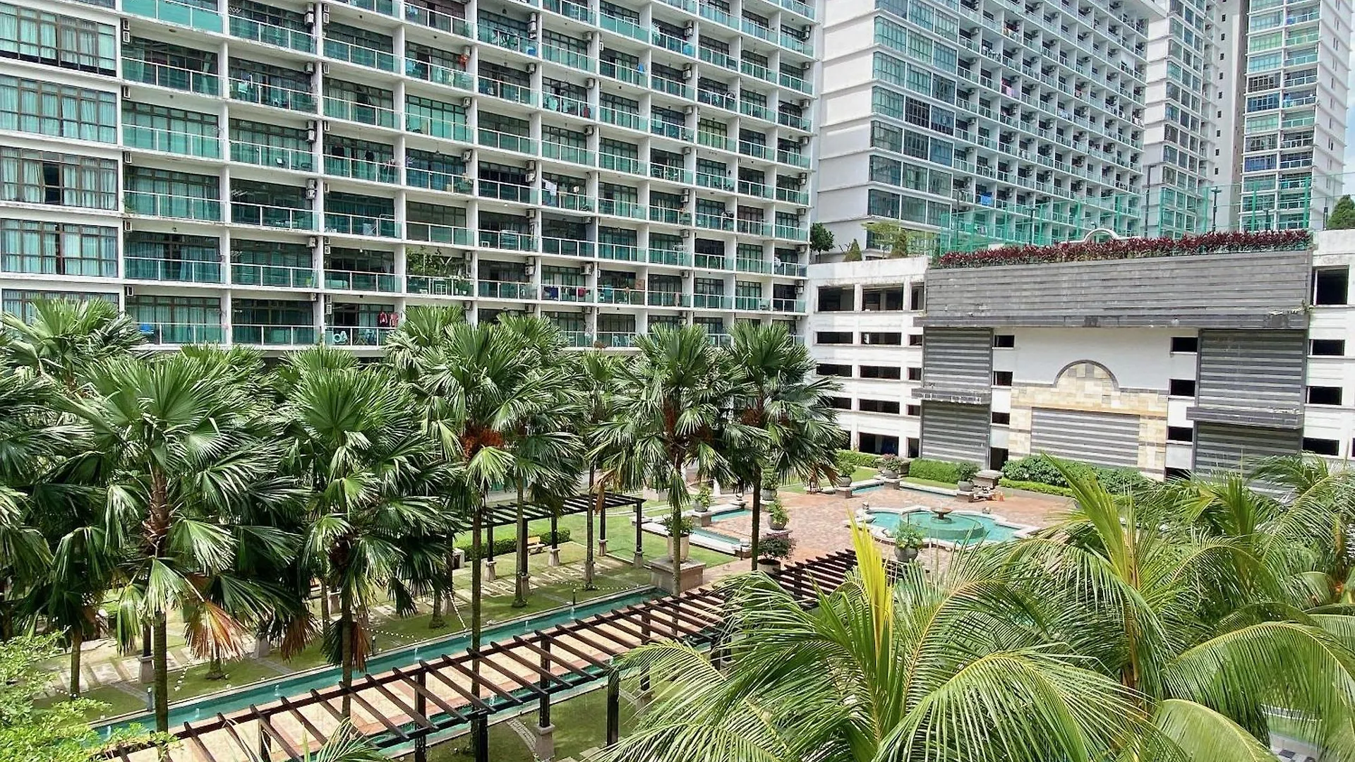 22 - Stunning City Views Netflix At Mount Austin Johor Bahru