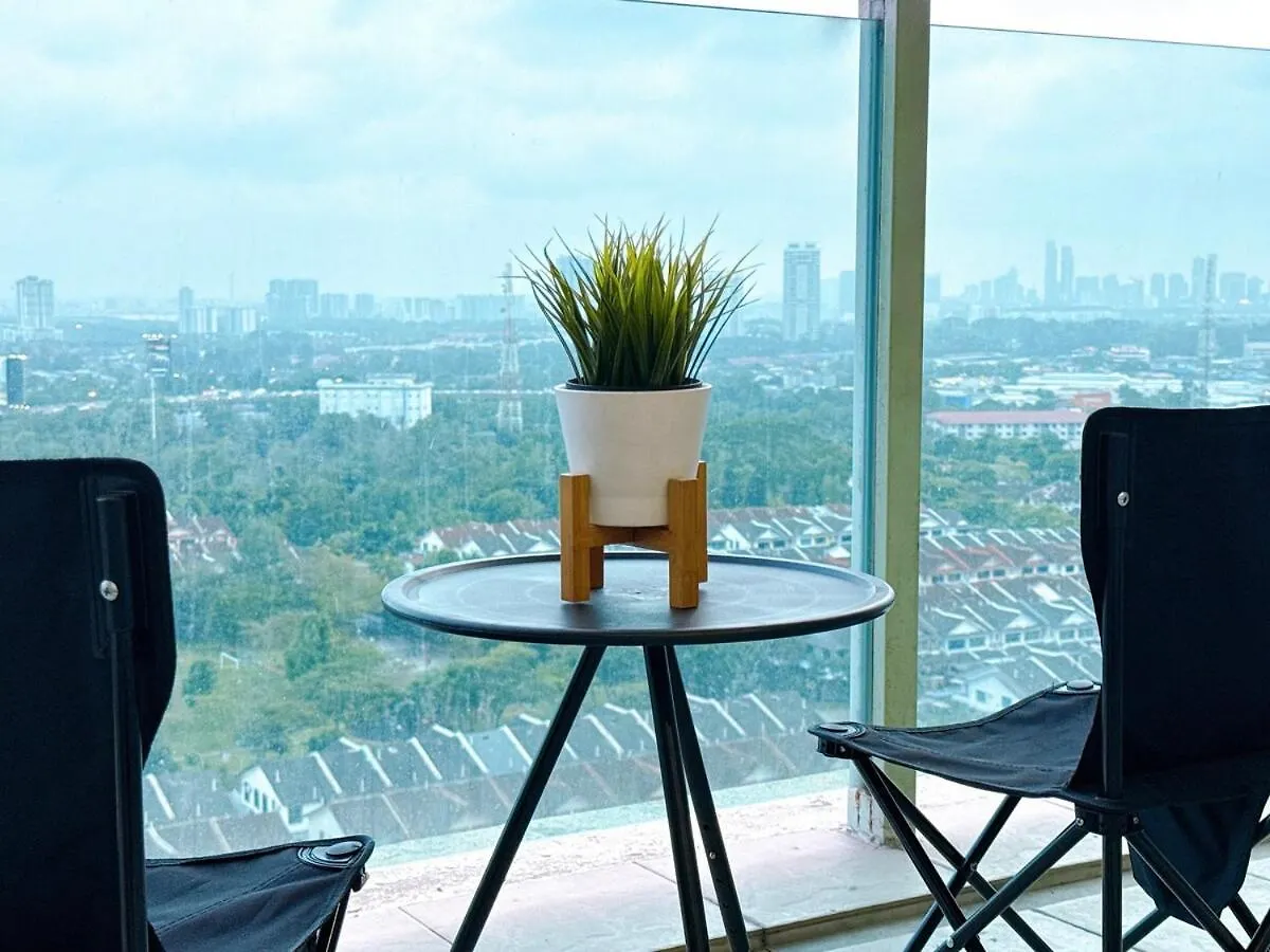 22 - Stunning City Views Netflix At Mount Austin Johor Bahru 0*,  Malaysia